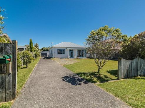 13 Te Kupe Road, Paraparaumu Beach