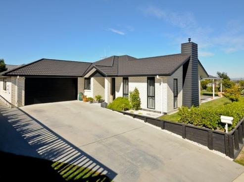 2 Stanton Place, Huntington