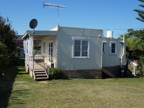 4 Karoro Road, One Tree Point