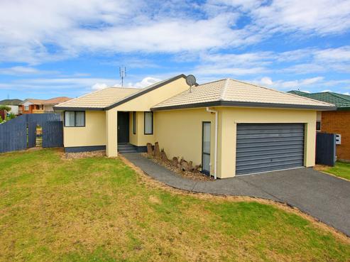 25 Bellville Drive, Clendon Park