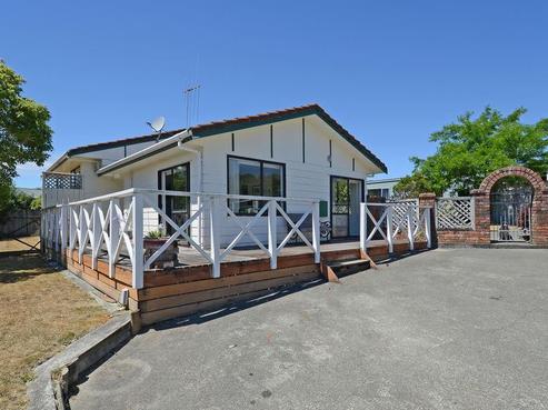 12B Moonstone Grove, Birchville