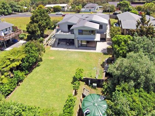 3 Valerie Crescent, Okura
