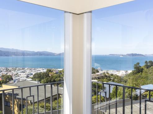 21 Te Whiti Grove, Korokoro