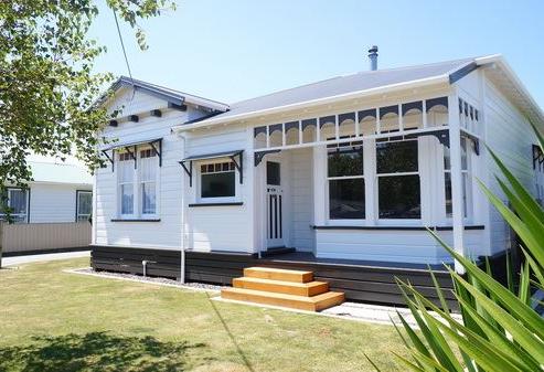 16 Cameron Street, Hawera