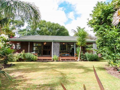 6 Eglinton Place, Havelock North