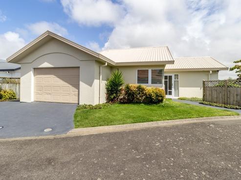 4/68A Guppy Road, Greenmeadows