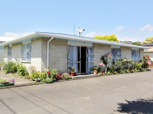 1/42 Belt Road, Moturoa