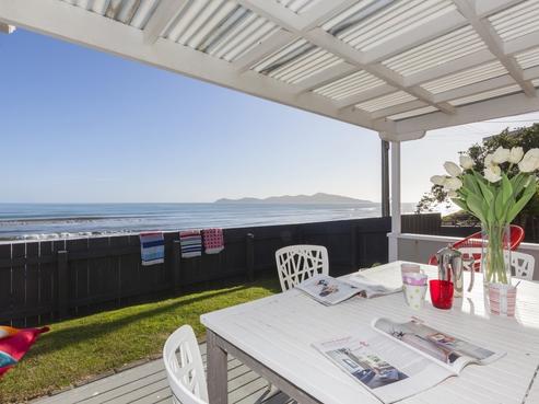 15 The Parade, Paekakariki