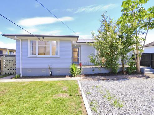 54 Kelwyn Road, Kelston