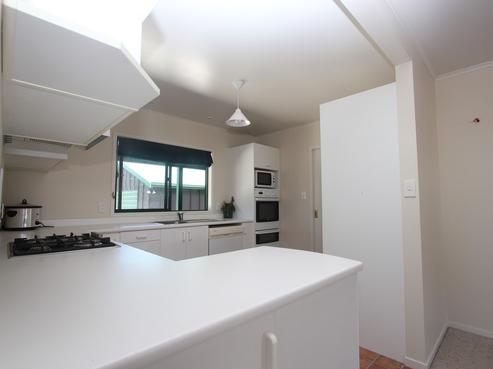 1 Guthrie Court, Bulls