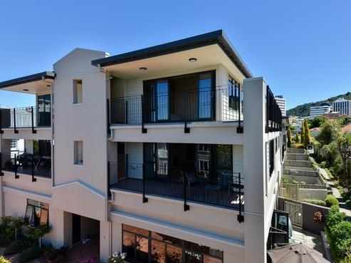 11/28 Hobson Street, Thorndon