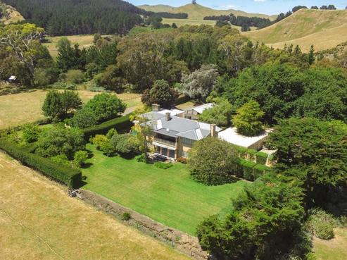 406 Clifton Road, Te Awanga