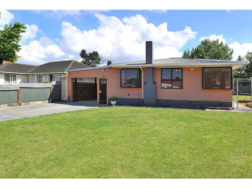 14 Blampied Road, Otara
