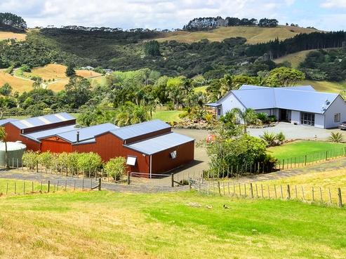 176 Valley Road, Waimauku