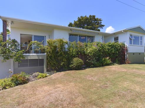 12 Greenhill Road, Wakatu