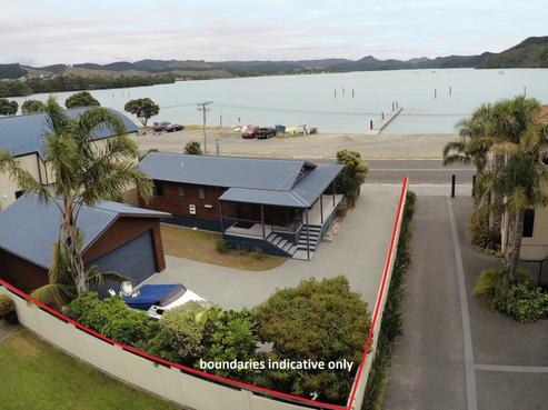 523 Beach Road, Whangamata