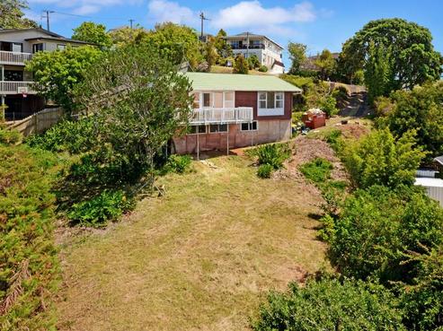 4 Summit Drive, Torbay