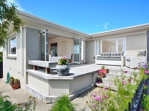 2A Dallinghoe Crescent, Milford