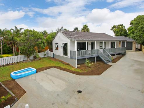 108 Burundi Avenue, Clendon Park