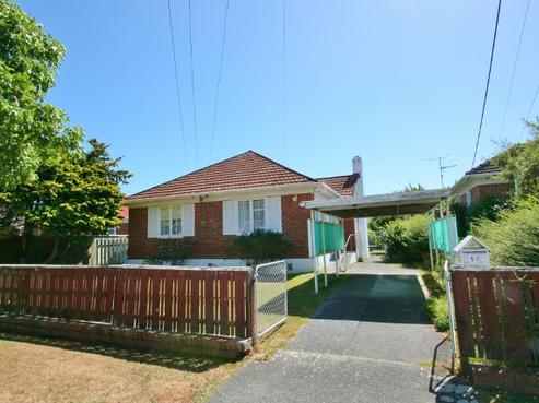 14 Charleston Avenue, Boulcott
