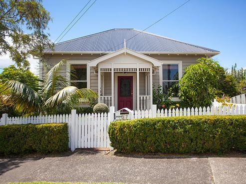 37 Mountain View Road, Morningside