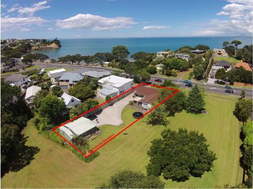864 Whangaparaoa Road, Manly