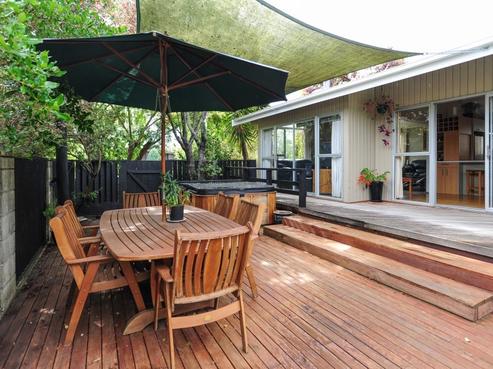 28 James Cook Street, Havelock North