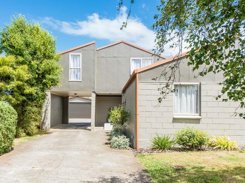 35 Exeter Crescent, Springvale