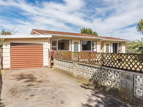 15A Sharda Grove, Paraparaumu Beach