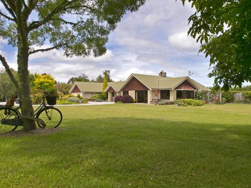 110 Caroline Drive, Maunganamu