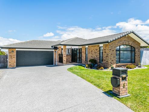 8 Mackwell Road, Fairview Heights