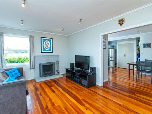 15 Ludlow Terrace, Totara Vale
