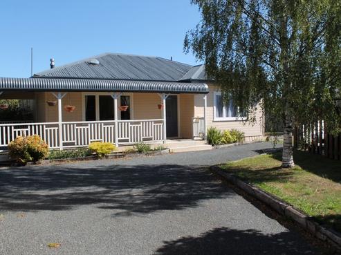 88 Invergarry Road, Hilltop