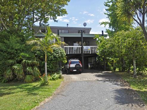 299 Main Road, Tairua