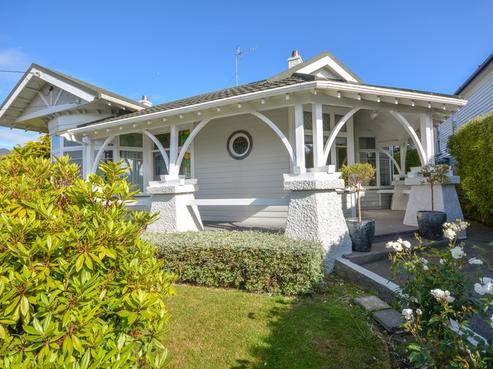 18 Kenmure Road, Belleknowes