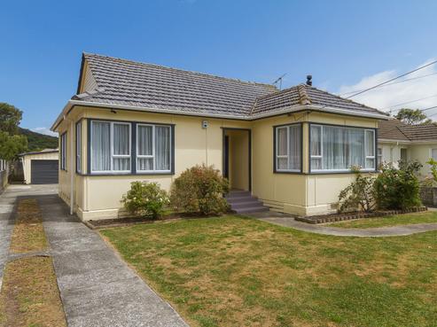 11 Shearer Crescent, Naenae