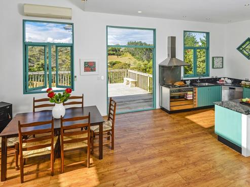 73 Elmore Road, Paremoremo