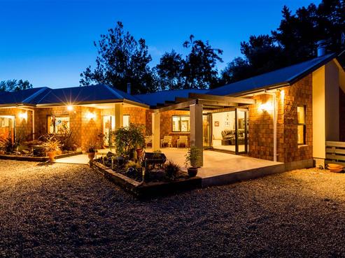 508 Waughs Road, Bunnythorpe