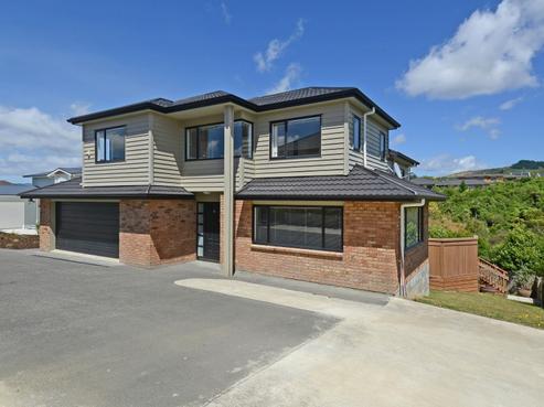 12 Ronald Scott Grove, Riverstone Terraces