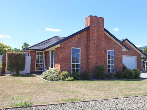 113 Aldinga Avenue, Stoke