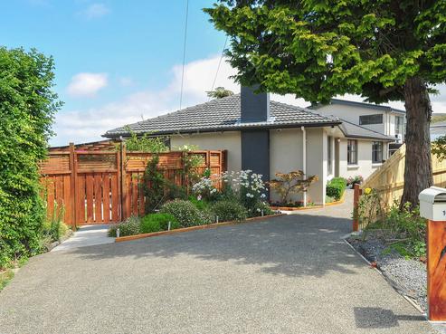 1023 High Street, Avalon