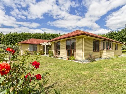 112 Mcmiken Road, Waiau Pa