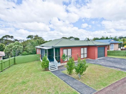 22 Jacinta Grove, Swanson
