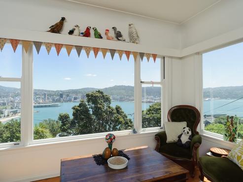 39 The Crescent, Roseneath