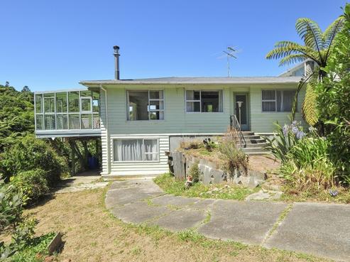 38B Foster Crescent, Belmont