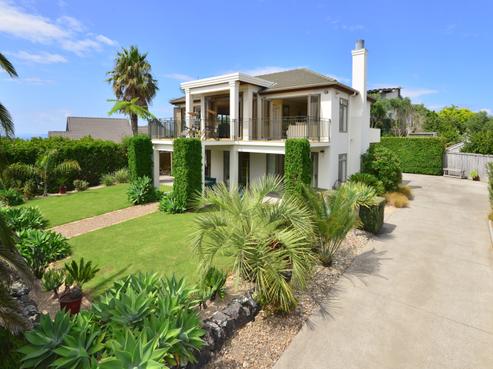 4 Clansman Terrace, Gulf Harbour
