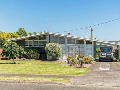 101 Lincoln Road, Springvale