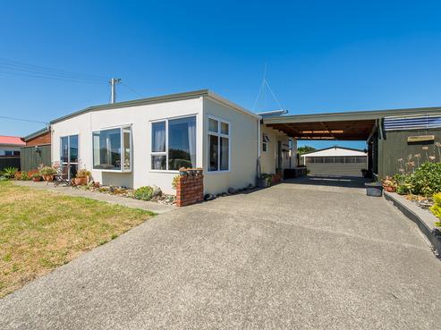 45 Wainui Street, Koitiata