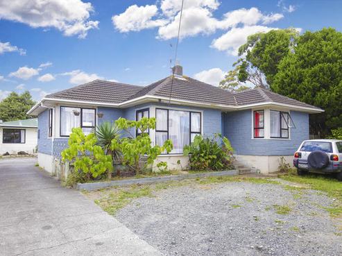 8 Ingleby Place, Kelston