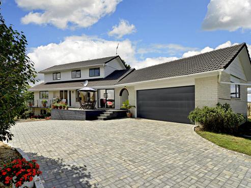 726 Runciman Road, Runciman